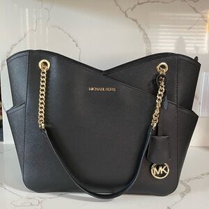 Michael Kors Jetset Large Travel Tote 🖤✈️🏷️